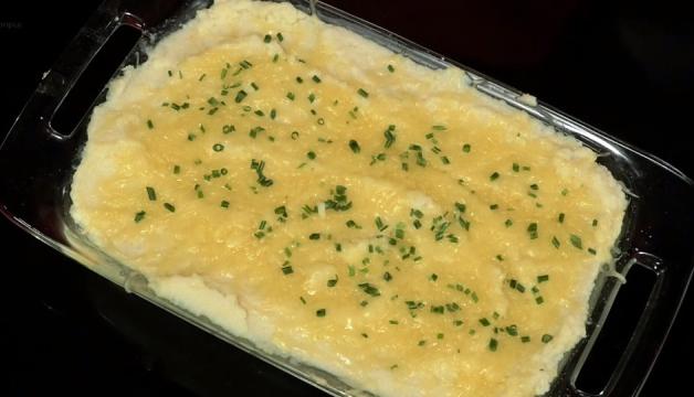 Cheesy Mashed Cauliflower