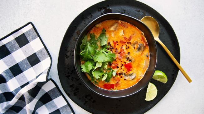 Natural Grocers Thai Coconut Soup with Chicken